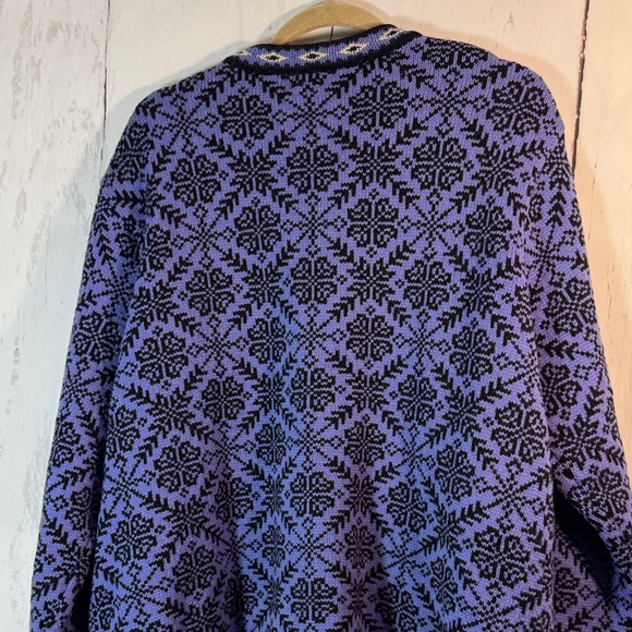 Vintage L. L. Bean Purple and Black Knit Cardigan 100% merino wool - Picture 9 of 11